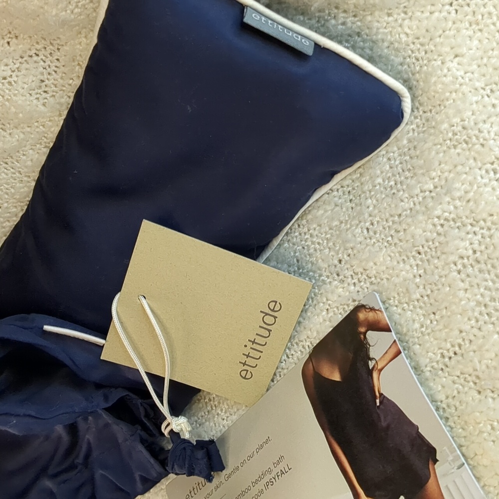 ettitude BAMBOO LYOCELL & LAVENDER EYE PILLOW - Picture 3 of 11